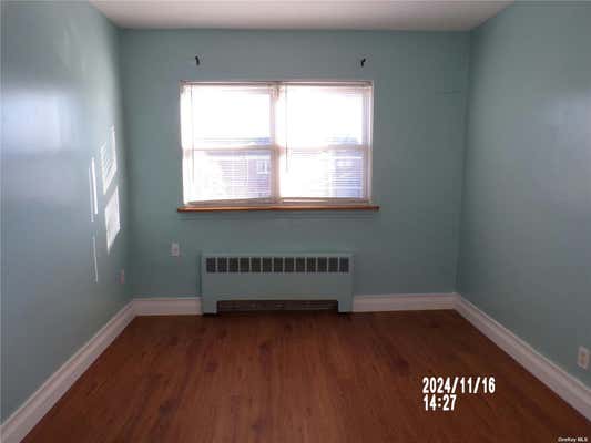 4 beds, 2 baths, 1,000 sqft, $3,850