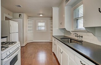 Well Maintained 2 Bedroom House