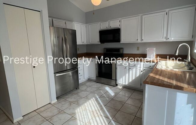 East Side Home With Wonderful Amenities!