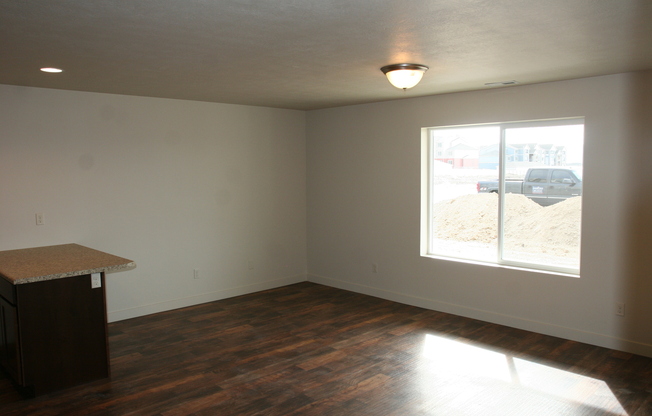 2 Story Townhome In Vineyard