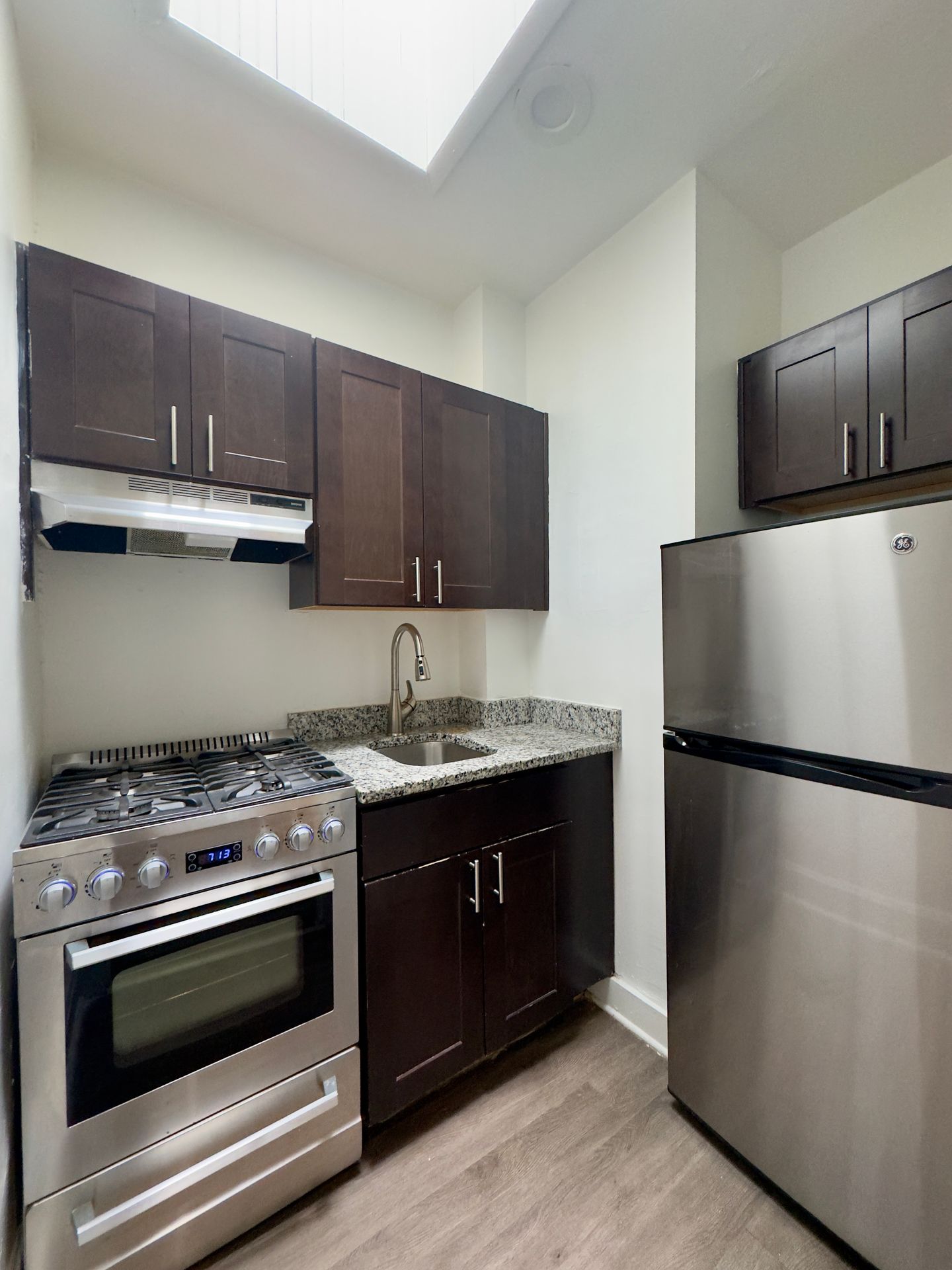 4 AND 10 E BIDDLE ST