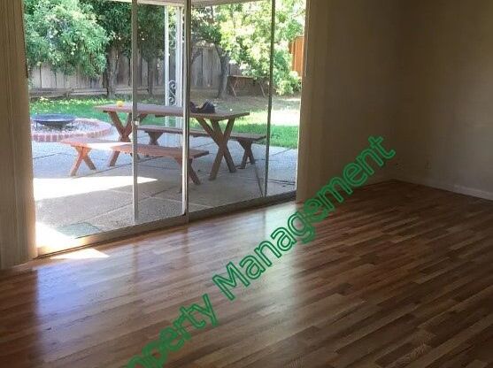 1471 BLOSSOM HL RD