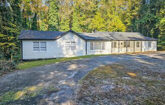 Charming 4-Bedroom, 3-Bath Ranch on Spacious Lot in Prime Atlanta Location