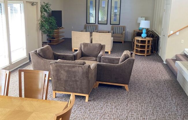 1 bed, 1 bath, 700 sqft, $1,470, Unit 0065