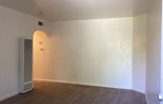 3452 - 3458 E. Clinton Ave Fresno