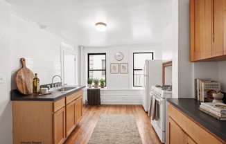 464 W 25th Street