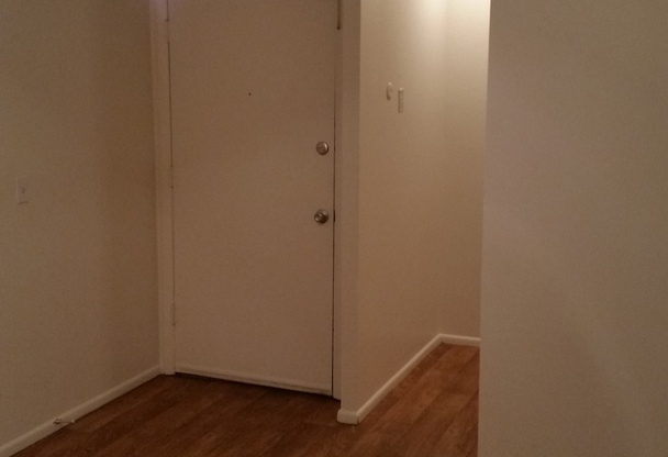 1 bed, 1 bath, 600 sqft, $995, Unit 02BN