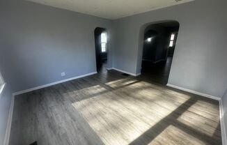 3 beds, 1 bath, $1,250