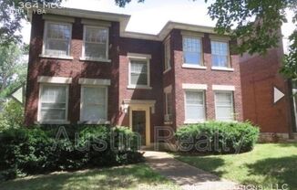 1364 MCCAUSLAND AVE