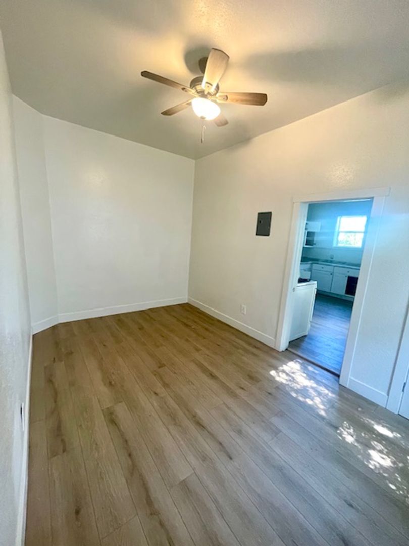 836-840 W. 300 N.