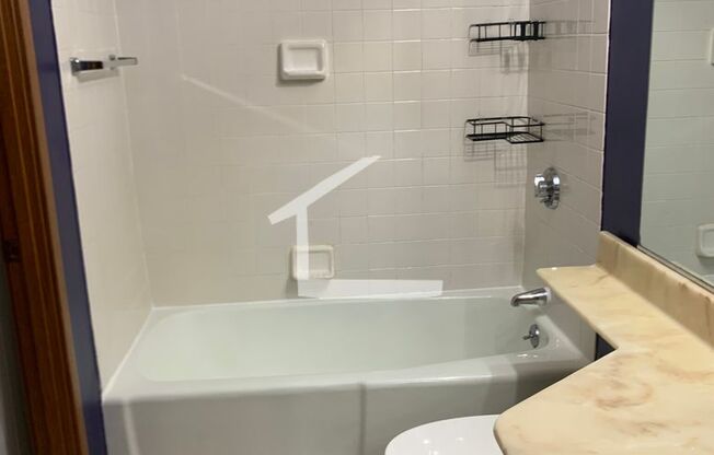 Spacious 1 bed w In Unit Laundry near T.  PARKING INCLUDED
