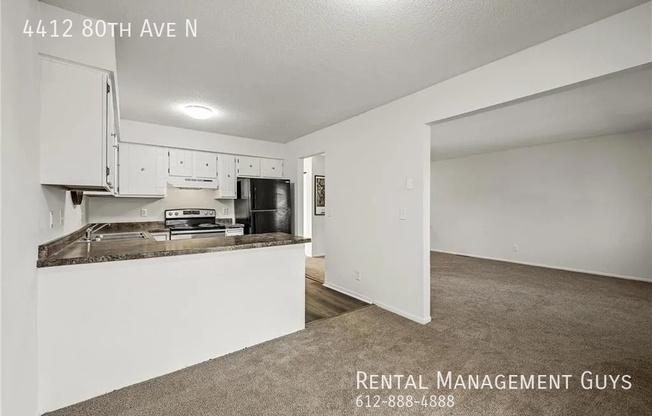 4412 80 AVE N