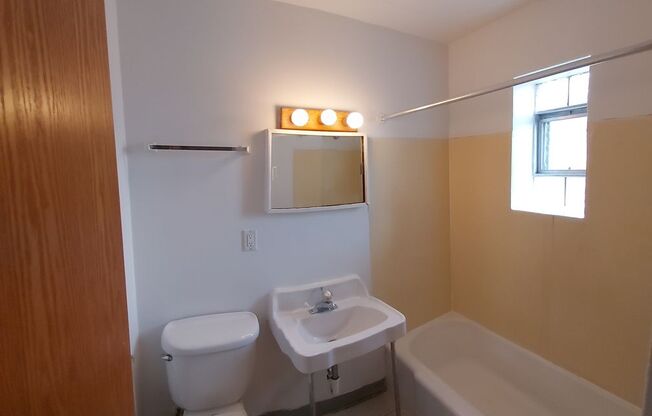1 bed, 1 bath, 535 sqft, $1,245, Unit C