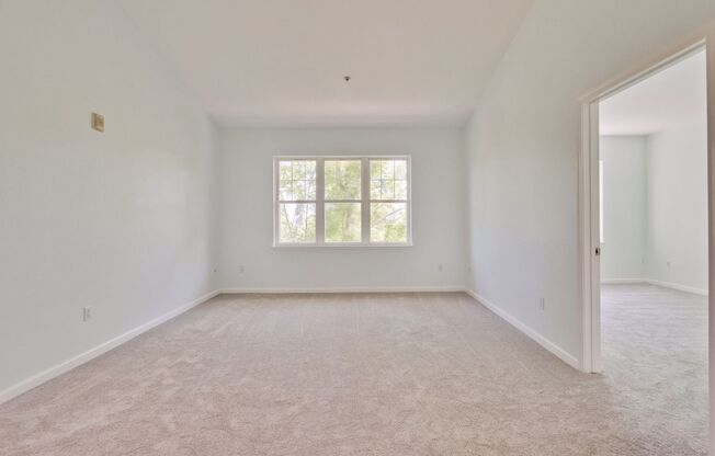 Excellent 2 Bed 2 Bath Condo - Completely Remodeled!