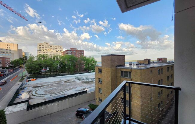 1 bed, 1 bath, 808 sqft, $2,295, Unit #400