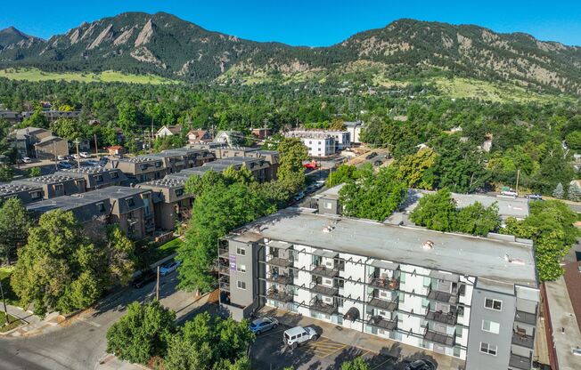 spectacular mountain views in the background of the building