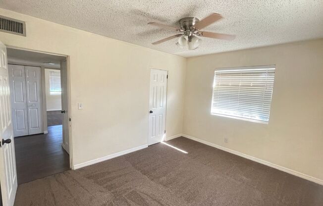 2 beds, 1 bath, 950 sqft, $1,195, Unit Unit 1