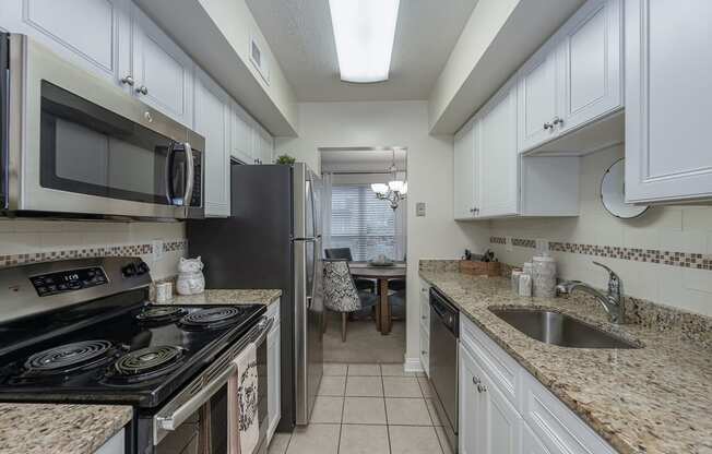 Kitchen gallery at Harpers Point Apartments, Cincinnati, OH