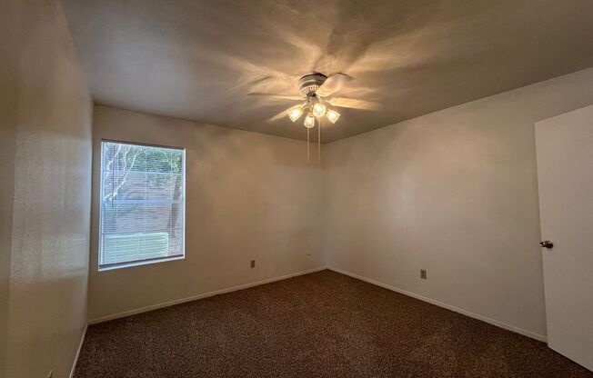 1 bed, 1 bath, 660 sqft, $1,040, Unit 113