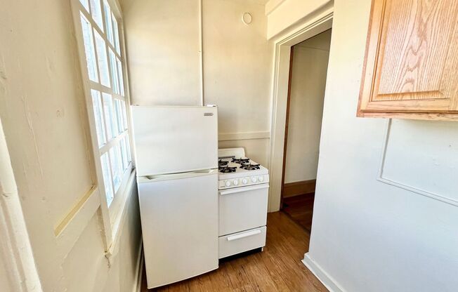 Studio, 1 bath, 400 sqft, $1,050