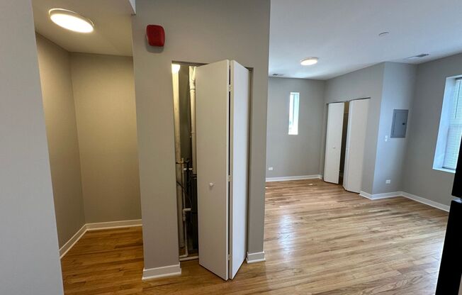 Studio, 1 bath, $1,295, Unit 209