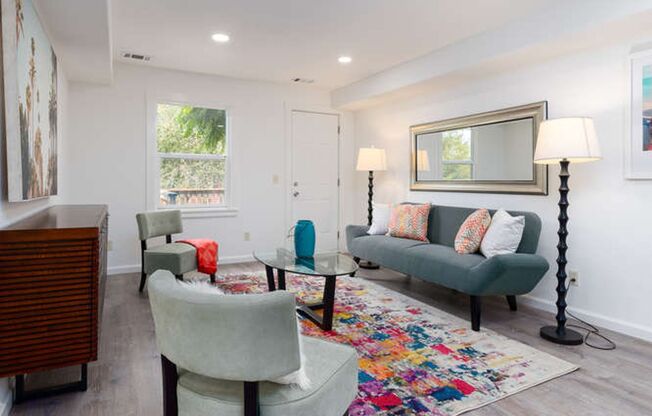 Beautiful 1bed/1bath Piedmont Avenue Gem!