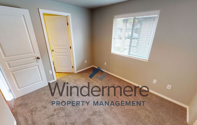 2 beds, 1 bath, 880 sqft, $1,495, Unit chin287-1