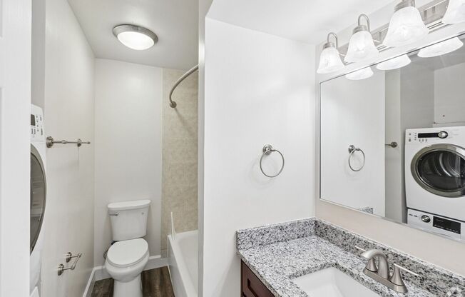 2 beds, 1.5 baths, 881 sqft, $2,225, Unit 5341 #6