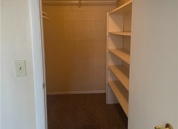 615 South Royal Crest Circle