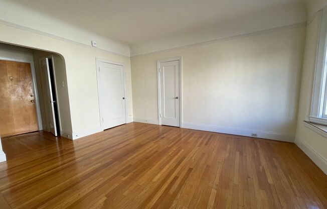 Studio, 1 bath, 406 sqft, $2,195, Unit 103