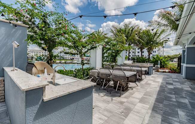 Outdoor Kitchen with Gas Grills at Edge75, 34104