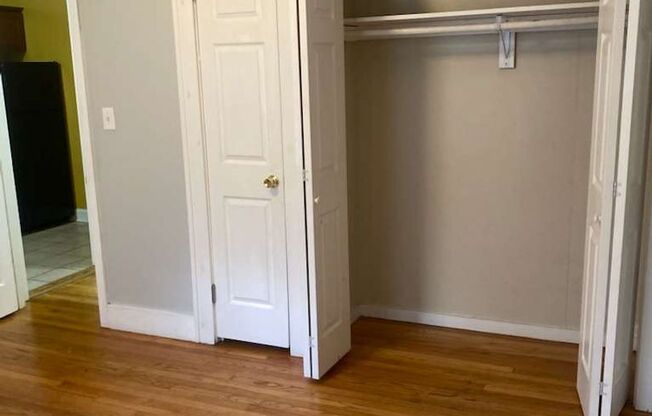 2 beds, 1 bath, 1,500 sqft, $1,850, Unit 810-202