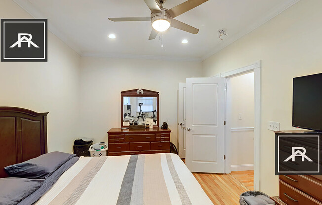 17 GLENVILLE