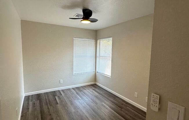 2 beds, 1 bath, $1,300