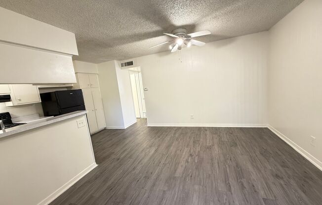 1 bed, 1 bath, 550 sqft, $1,175, Unit MKEA-102