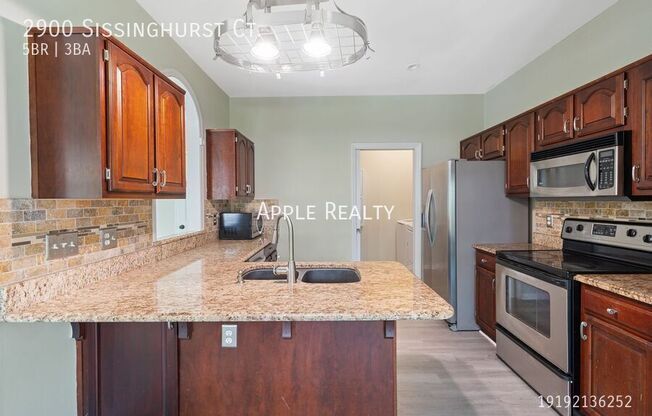 2900 SISSINGHURST CT