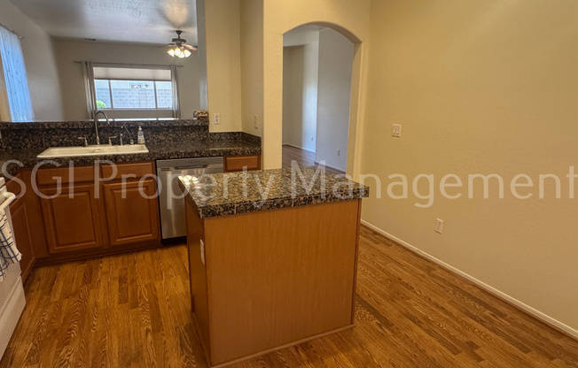11666 W LAKEVIEW CT
