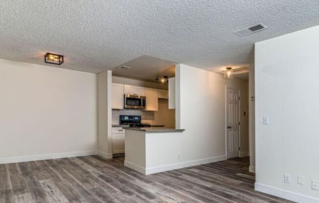 2 beds, 2 baths, $1,950