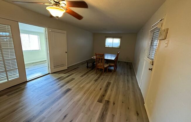 Downtown Tempe home with 5 bedrooms and 3 bathrooms nearby ASU and Mill Ave!