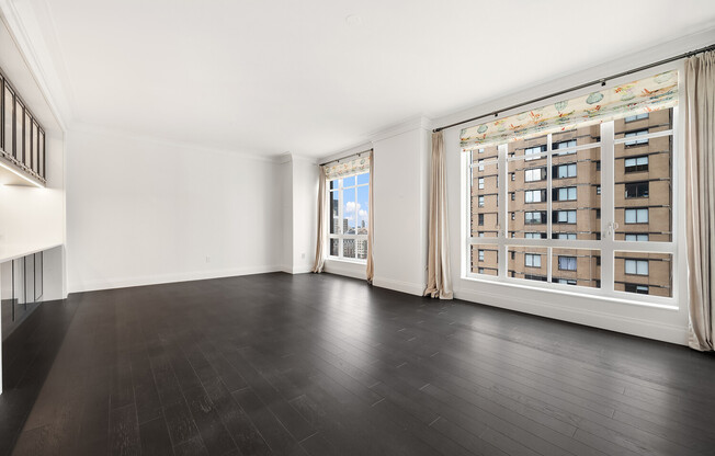 3 beds, 3 baths, 1,959 sqft, $19,000, Unit 20C