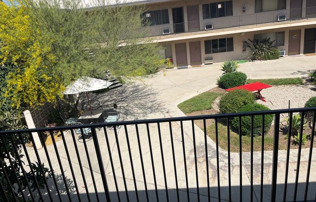 APT LANKERSHIM (RSO)