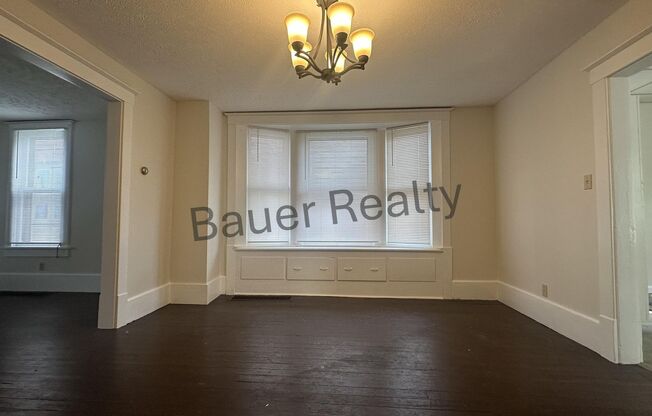 3 beds, 1.5 baths, 1,450 sqft, $1,000, Unit 403