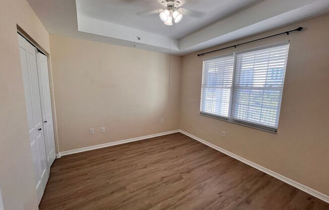 3 beds, 2.5 baths, $2,300, Unit # #B 203