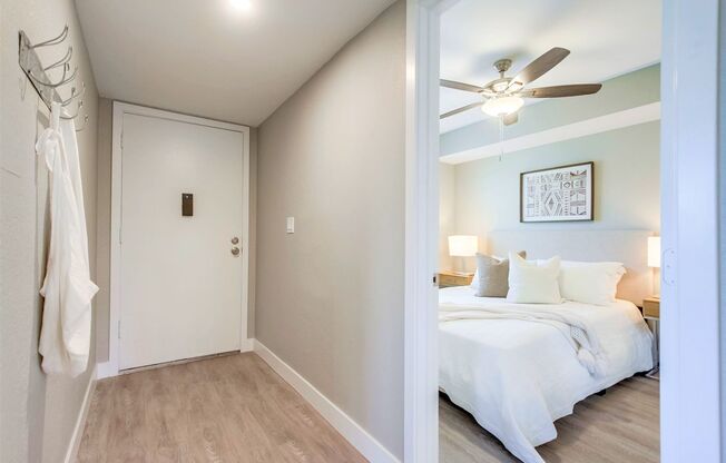3 beds, 2.5 baths, 1,222 sqft, $3,295, Unit 34