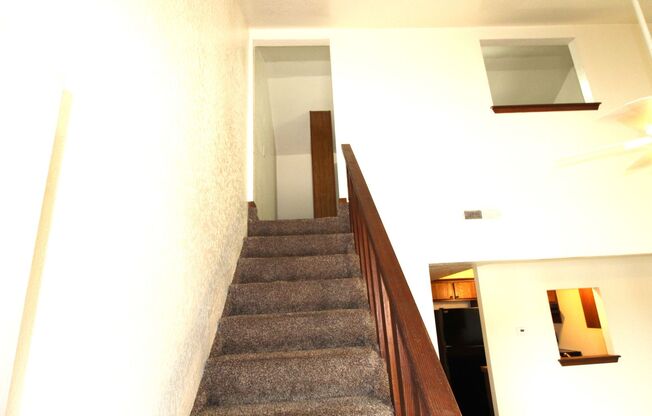 2 beds, 1 bath, 850 sqft, $850, Unit 11B