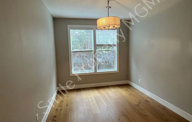 2422 Southeast Morrison Street