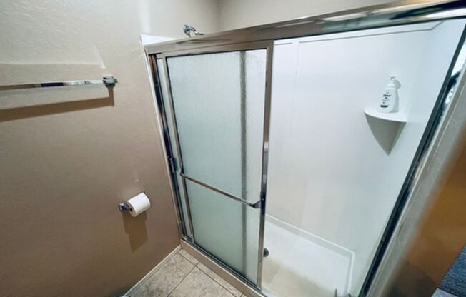 3 beds, 2 baths, $1,895