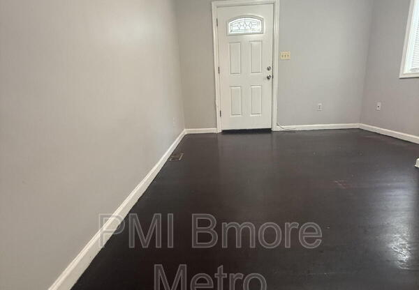 4021 CARLISLE AVE