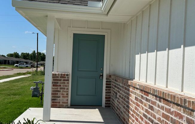 Brand New 3/2 Duplex in El Reno