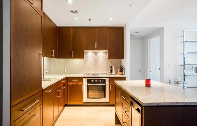 2 beds, 2 baths, 1,300 sqft, $10,000, Unit 9F